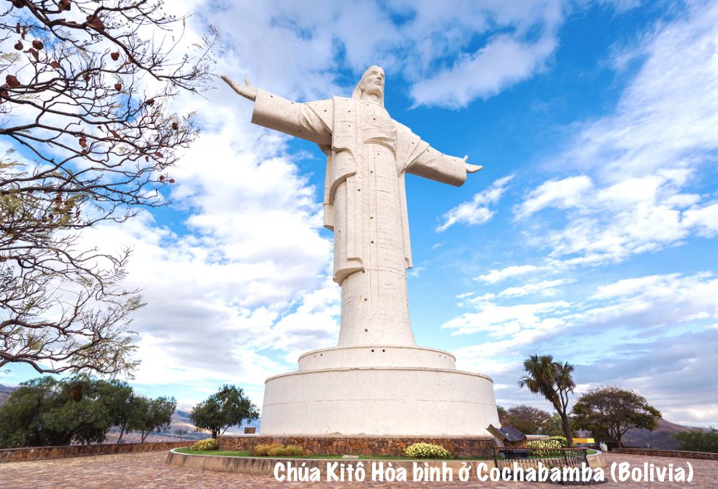 Chúa Kitô Hòa bình ở Cochabamba (Bolivia)